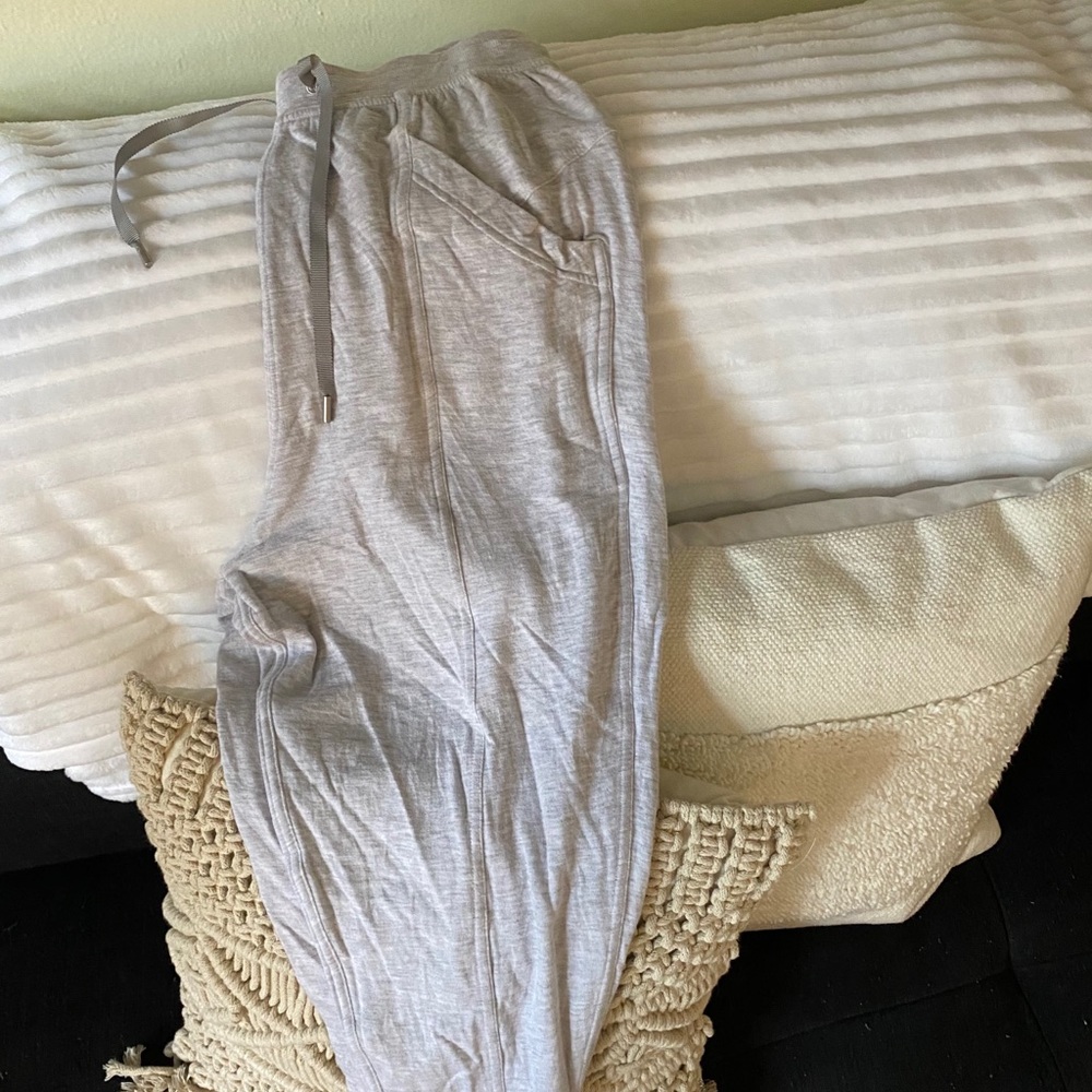 Lululemon joggers